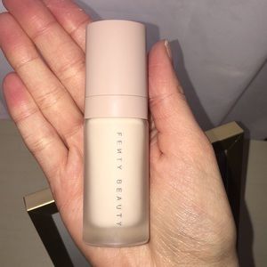 Fenty Beauty Pro filt’r instant retouch primer